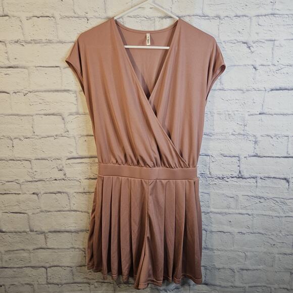 HALARA Pants - Halara Women's Rose Pink V-neck Waffle Knit Romper w/Pockets Sz S NWT